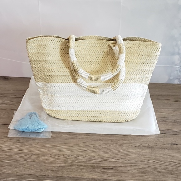 Altru Handbags - Altru tote